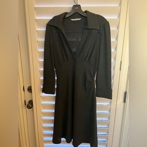 Vintage Diane von Furstenberg 100% lightweight wool dress